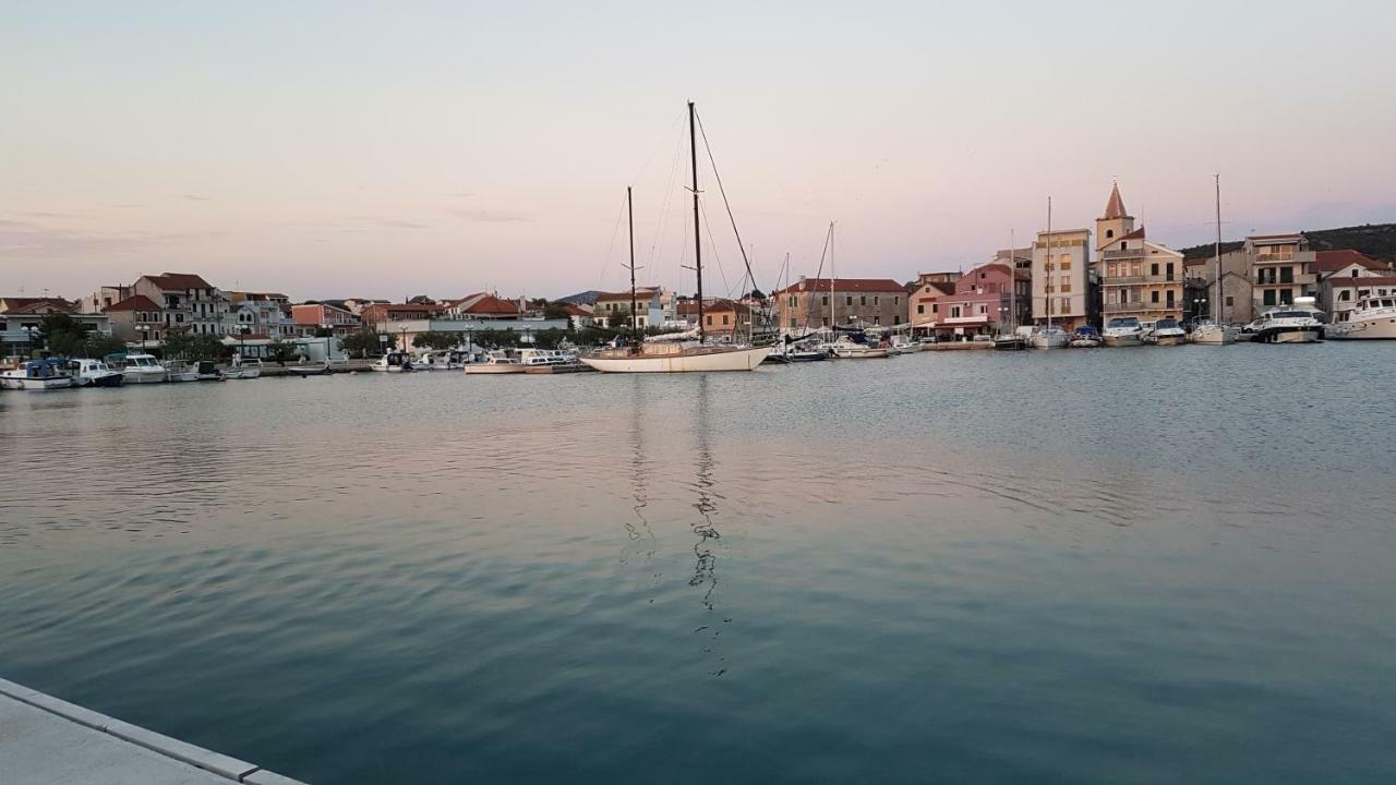 Apartment Vip Pirovac Εξωτερικό φωτογραφία